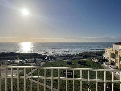 Appartement confortable 2 pièces avec balcon et parking, proche plage - FR-1-224-784