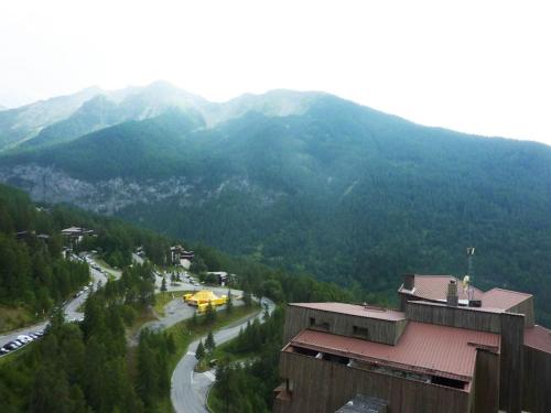 Appartement 2P6 au cœur de Les Orres, proche commerces, vue vallée - FR-1-322-324