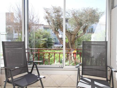 Appartement T1 avec cuisine équipée et parking, proche thermes et commerces à Balaruc-les-Bains - FR-1-553-129