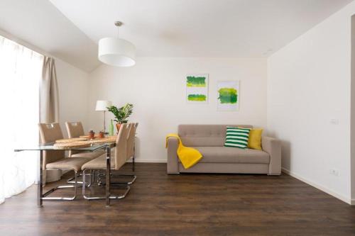 Posezení v ubytování Erkel Rooftop Suites