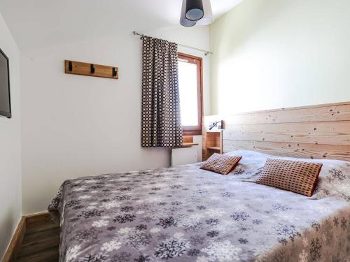 Postel nebo postele na pokoji v ubytování Superbe duplex rénové 3 ch, balcon, proche pistes, Val Thorens - FR-1-545-2