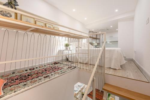 Loft duplex Sevilla wall
