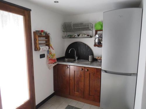 Küche/Küchenzeile in der Unterkunft Casa a Verdeggia