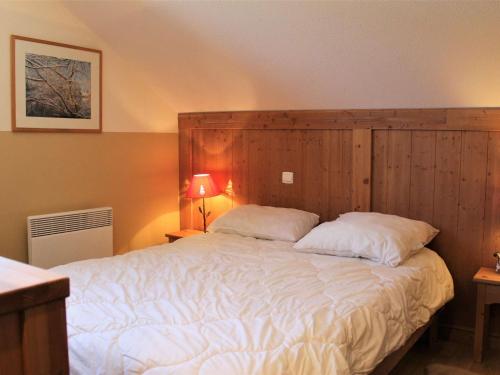 Postel nebo postele na pokoji v ubytování Duplex 3 pièces avec piscine, 6 couchages, à 50m des pistes - Quartier Fontbonne, Vars - FR-1-330B-117