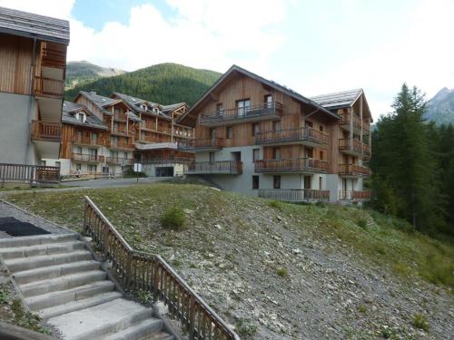 Appartement Cosy 4 Pers, Piscine, Jacuzzi, Balcon Sud-Ouest, 50m des Pistes – Les Orres - FR-1-322-380