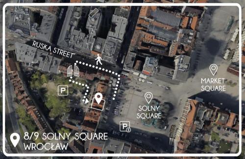 une carte d'une ville avec des rues et des bâtiments dans l'établissement Stylowy apartament w najlepszej lokalizacji, à Wrocław