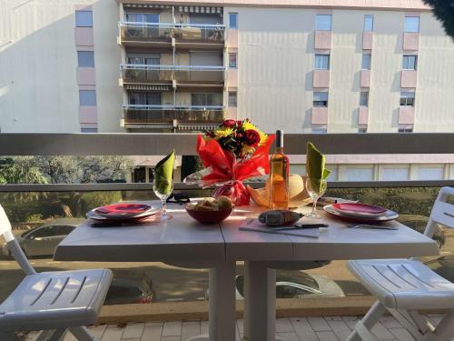 Studio cosy à 500m du port de Fréjus, proche plage et commerces - FR-1-226A-356