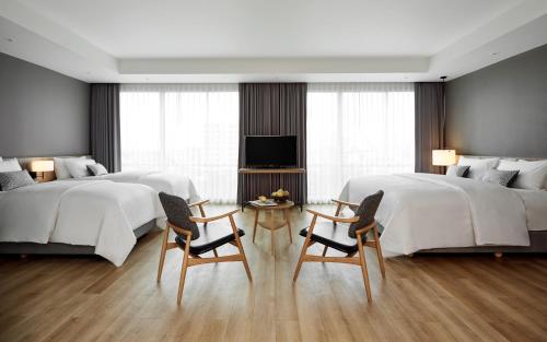 Katil atau katil-katil dalam bilik di Casa 17 Hotel Bangkok