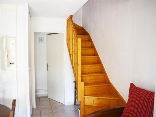 Photo de la galerie de l'établissement Maison Duplex 6 Pers. avec Terrasse, Piscine Chauffée, Parking Gratuit - Vallon-Pont-d'Arc - FR-1-382-55, à Vallon-Pont-dʼArc