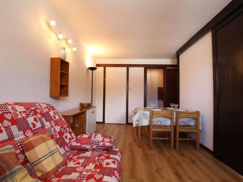 Studio cosy 4 pers avec balcon près des pistes - FR-1-330E-55