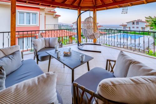 Villa with Shared Pool and Jacuzzi in Seydikemer