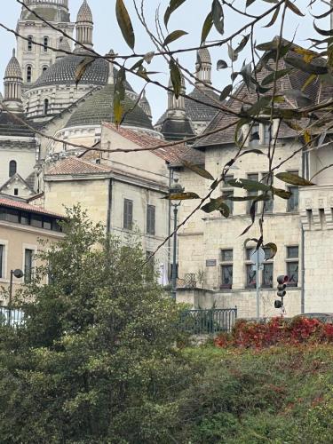 Gambar di galeri bagi Maison DE LUR di Périgueux