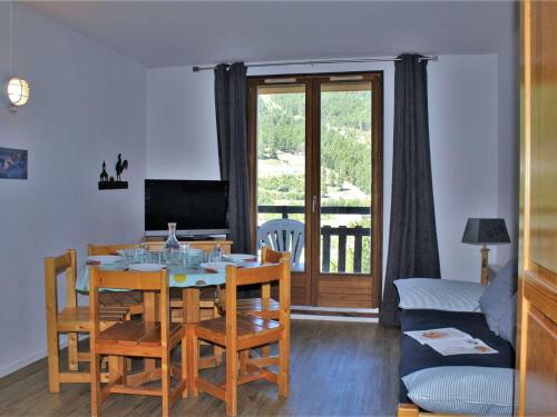 Appartement 3 pièces à Risoul 1850 avec balcon et animaux admis - FR-1-330-241