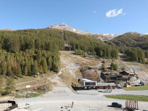 Studio 4 pers skis aux pieds, balcon sud - FR-1-322-129