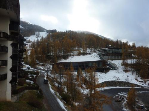 Studio cosy pour 4 au centre des Orres, accès direct pistes - FR-1-322-180