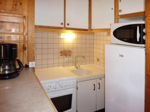 Studio équipé pour 4 avec balcon et proche commerces - FR-1-322-255