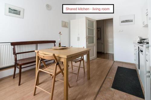 Φωτογραφία από το άλμπουμ του Home in Krakow Silvio's Apartments στην Κρακοβία