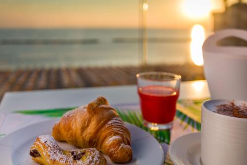 Jídlo v hotelu nebo okolí