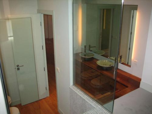 A bathroom at Amplio apto en Prosperidad a 30 min Puerta del Sol