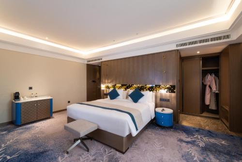 Letto o letti in una camera di Braira Al Ahsa