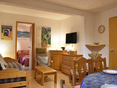 Appartement cosy 3 pièces, 6 pers, Méribel - Balcon Sud, parking, proche pistes et commerces - FR-1-180-151