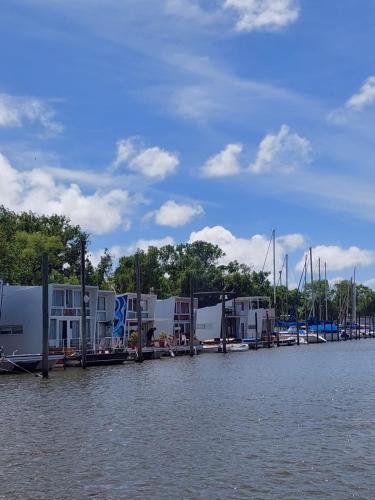 Paraiso Flotante
