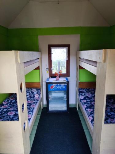 Postel nebo postele na pokoji v ubytování Formanka Hotel & Camp