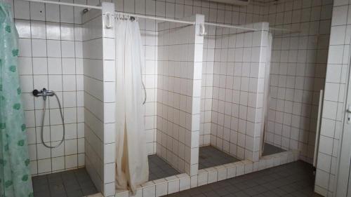 Koupelna v ubytování Formanka Hotel & Camp