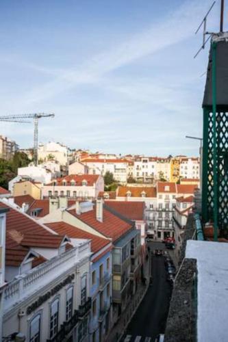 Balcony Apartment in Lisbon Center