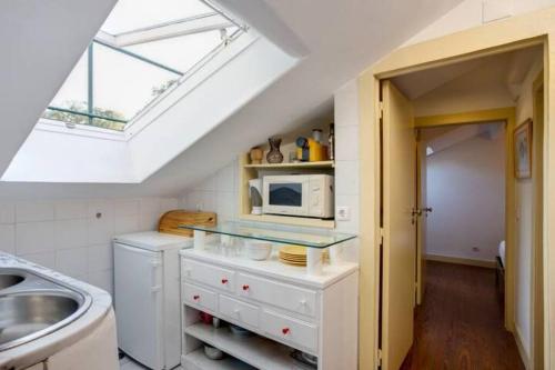 Balcony Apartment in Lisbon Center