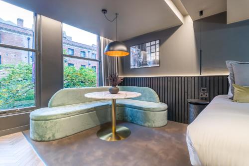 Koupelna v ubytování Velvet Hotel Manchester, WorldHotels Crafted