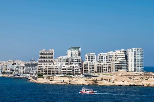 Foto Harbour Gem Sea View 5 by VallettaStay 6