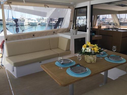 Huck Finn Catamarans – Photos 5