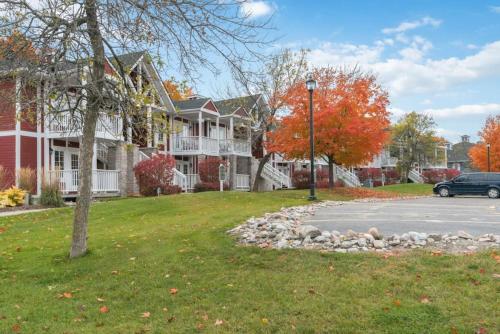Horseshoe Hideaway Sleeps 8 – Photos 3