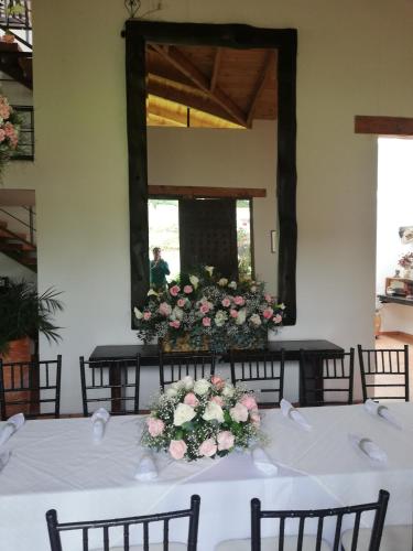 Fotografie z fotogalerie ubytování Hacienda Moncora, un lugar hermoso para toda la familia y los amigos v destinaci El Rosal