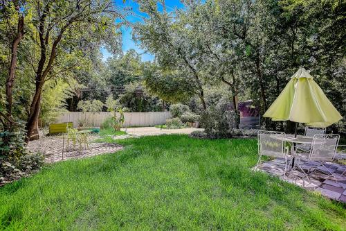 Κήπος έξω από το Garden Home