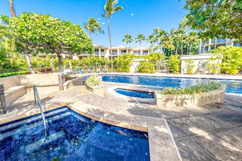 Tropical Elegance Golf Course Penthouse – Photos 3