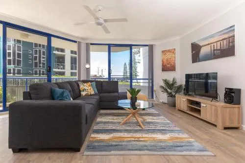 Heritage 103 picture