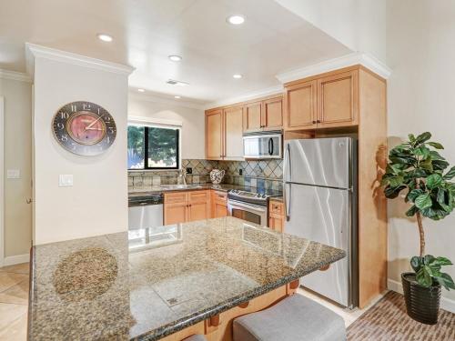 3 bed - 2 bath - Pool Silverado Resort