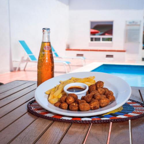Comida no hotel ou em algum lugar perto