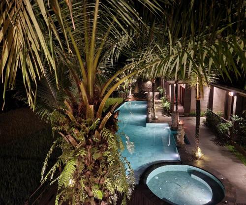 Πισίνα στο ή κοντά στο Pinggala Villa Ubud