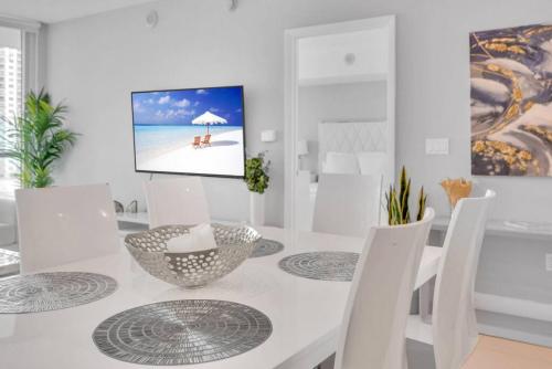Modern 1 Bed ICON Brickell with Amazing Views photo 10
