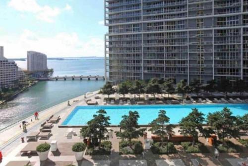 Modern 1 Bed ICON Brickell with Amazing Views photo 41