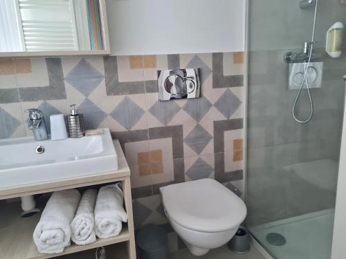 Vannituba majutusasutuses AZUR ROOMS LJUBLJANA