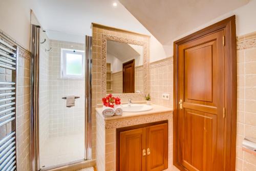 Koupelna v ubytování Ideal Property Mallorca - Can Jaume