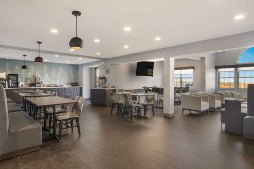 Gambar di galeri bagi MainStay Suites Clarion, PA near I-80 di Clarion