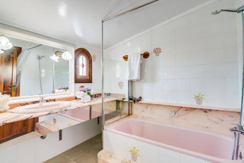 Ванная комната в Ideal Property Mallorca - Roses