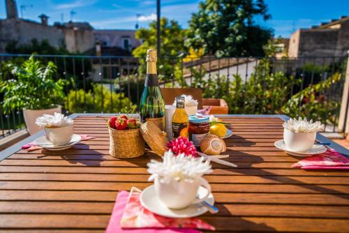 Galeriebild der Unterkunft Ideal Property Mallorca - Binibonaire 2 PAX in Binissalem