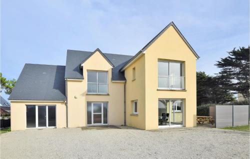 Lovely Home In Saint-Germain-Sur-Ay