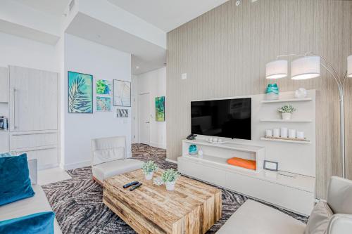 Hyde Resort and Residencies 705 – Photos 3